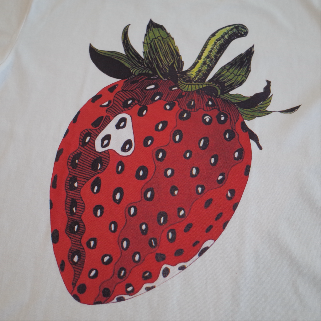 いちご Tシャツ