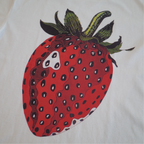 いちご Tシャツ